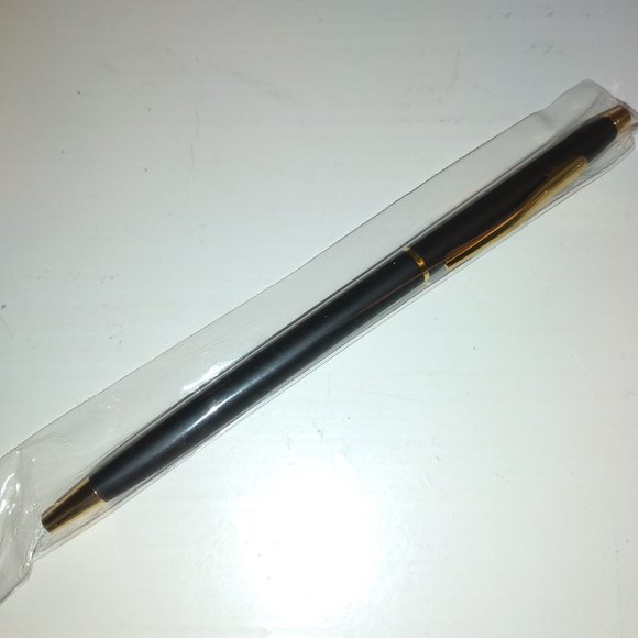 Black and gold pens - Picture 4 of 4